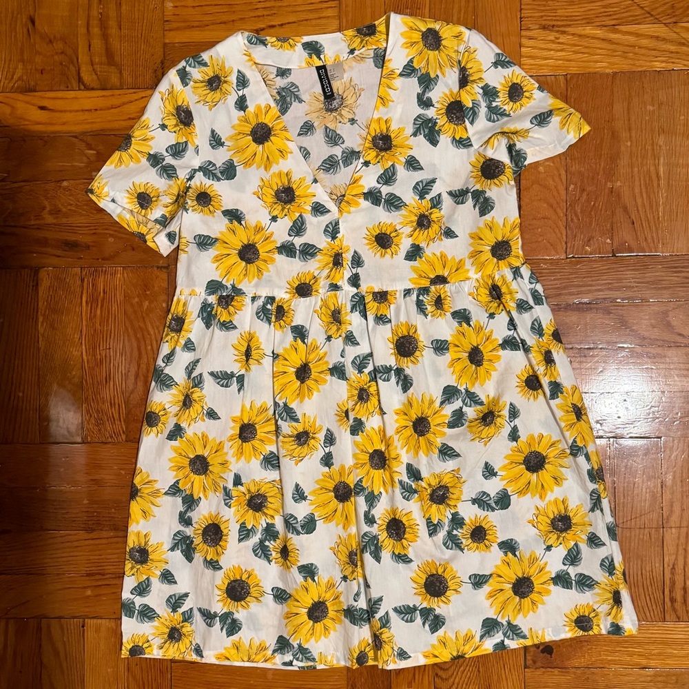 H&M V-Neck Cotton Dress Sunflowers